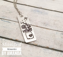 Load image into Gallery viewer, Bouquet Necklace