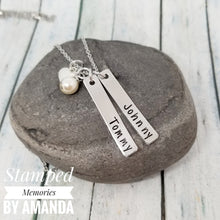 Load image into Gallery viewer, Verticle Bar Necklace